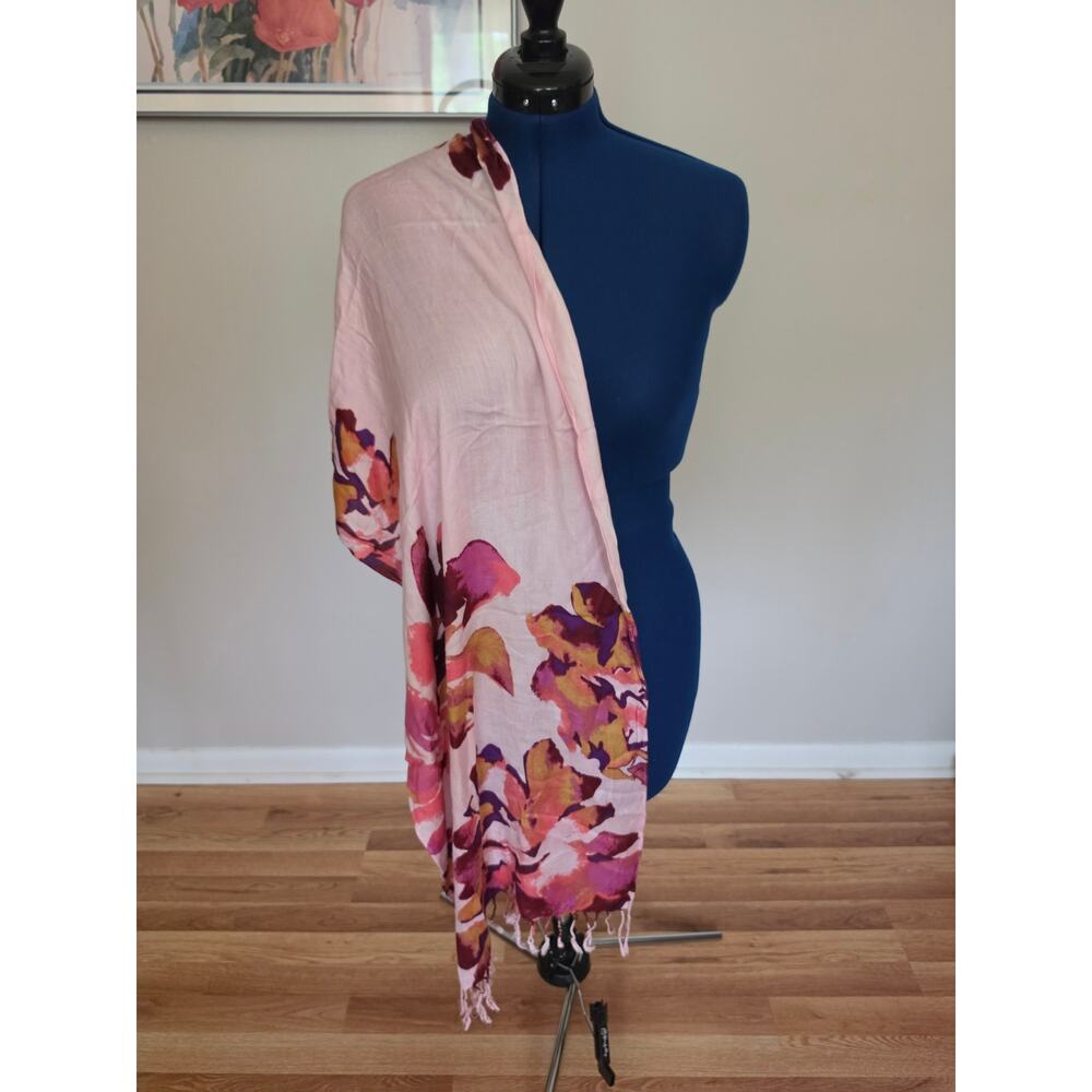 Liz Claiborne Floral Fringe Scarf Shawl Wrap Pink Purple Rayon Lightweight 67x19